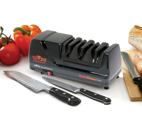 https://dv1.0ps.us/460-410-ffffff/opplanet-chef-s-choice-chef-schoice-angleselect-sharpener-black-new-0115201-usage-1.jpg
